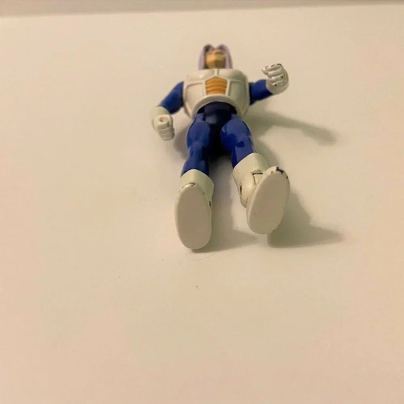 Vintage 2001 Dragon Ball Z Teen Trunks Saiyan Armor Action Figure by Irwin 3.5" - Picture 8 of 9